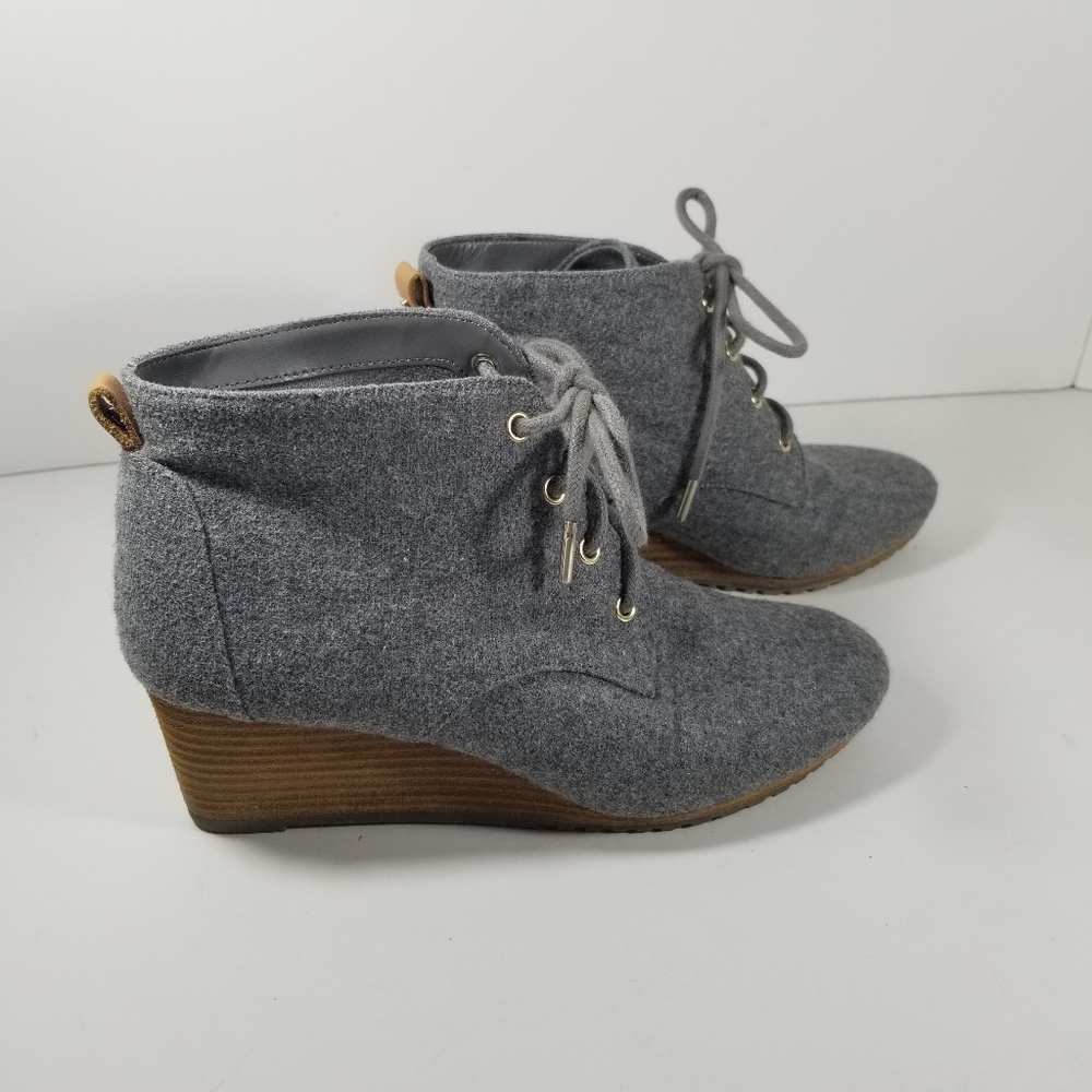 Dr Scholls Booties Women's 7M Close Call Lace Up Wedge Ankle Boots Grey Fabric